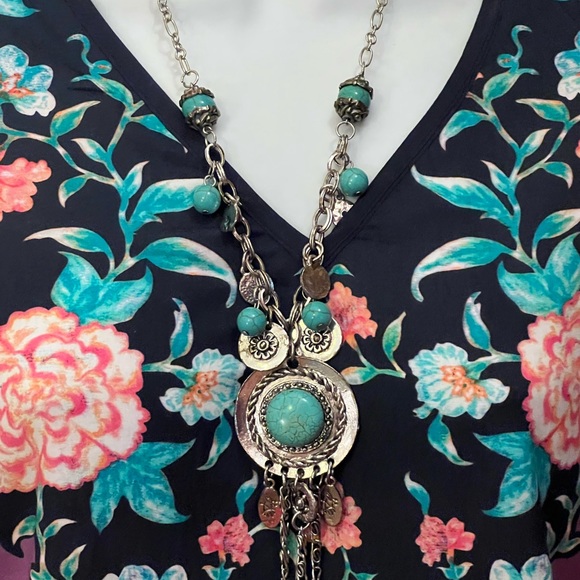 Silver necklace with turquoise pendant. NWT - Picture 1 of 8